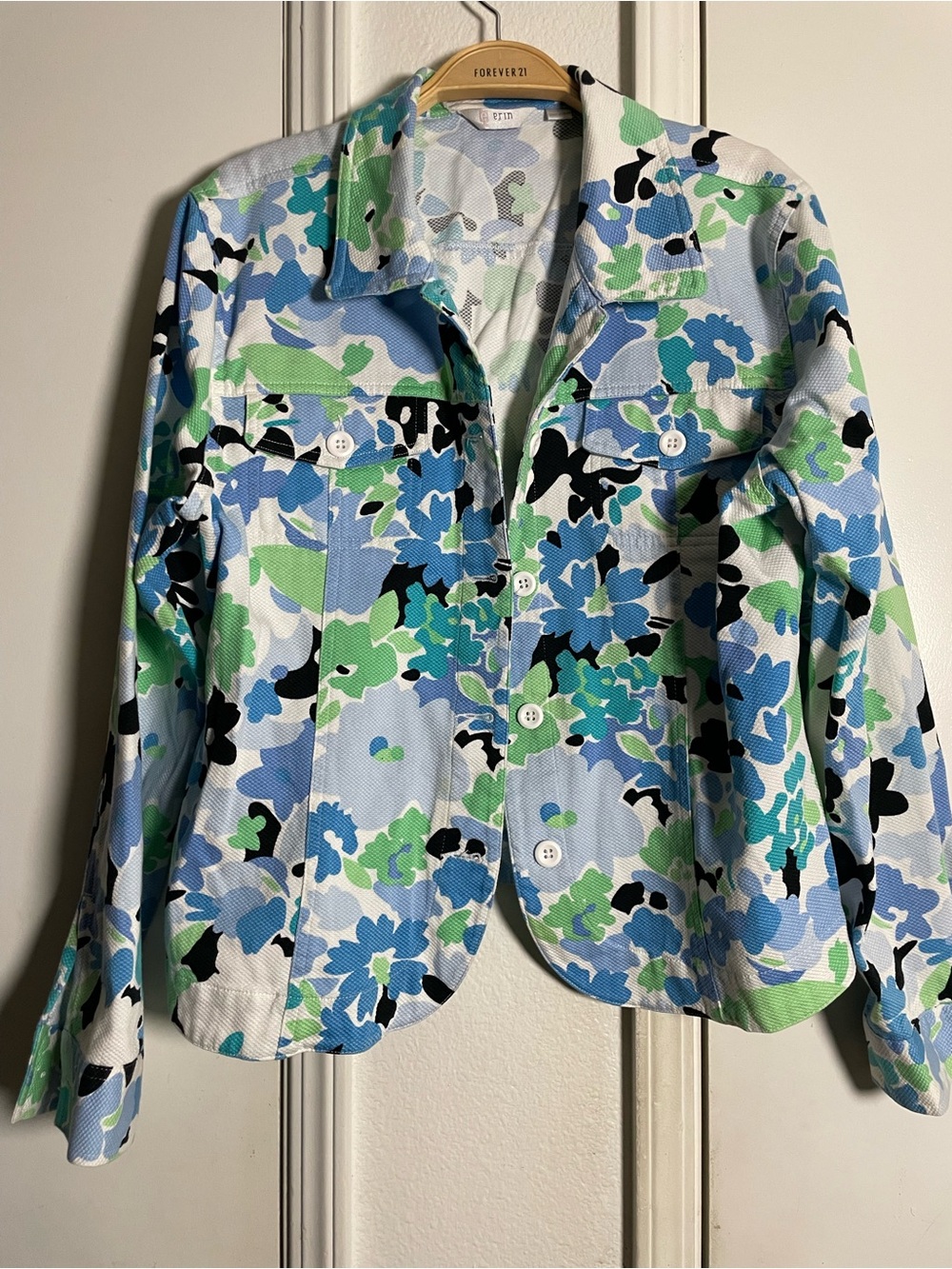 Erin women’s floral print buttons down blazer - Picture 2 of 3